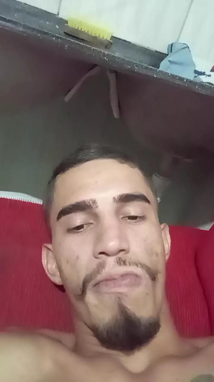 Photos of victor62Go from Cam4 is Freechat