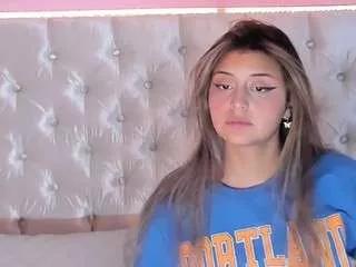 sofly-s from CamSoda is Freechat