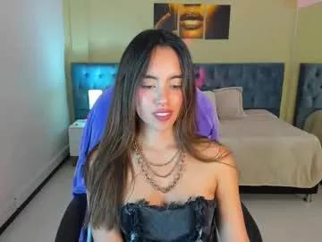 Entertain your itch for girls livestreamers with our collection of stunning models, skilled in the art of temptation and delight.