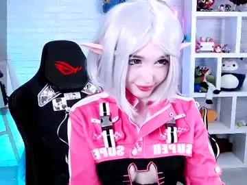 Entertain your itch for girls livestreamers with our collection of stunning models, skilled in the art of temptation and delight.