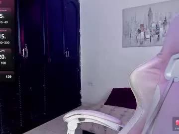 Entertain your itch for girls livestreamers with our collection of stunning models, skilled in the art of temptation and delight.