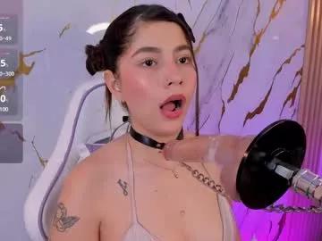 Entertain your itch for girls livestreamers with our collection of stunning models, skilled in the art of temptation and delight.