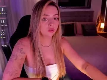 Entertain your itch for girls livestreamers with our collection of stunning models, skilled in the art of temptation and delight.