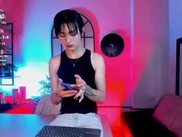 Entertain your itch for girls livestreamers with our collection of stunning models, skilled in the art of temptation and delight.