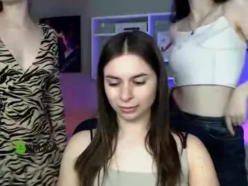 Entertain your itch for girls livestreamers with our collection of stunning models, skilled in the art of temptation and delight.
