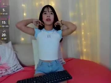 Entertain your itch for girls livestreamers with our collection of stunning models, skilled in the art of temptation and delight.
