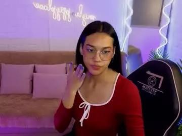 Entertain your itch for girls livestreamers with our collection of stunning models, skilled in the art of temptation and delight.