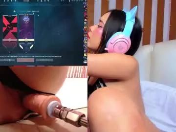 Entertain your itch for girls livestreamers with our collection of stunning models, skilled in the art of temptation and delight.