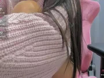 Entertain your itch for girls livestreamers with our collection of stunning models, skilled in the art of temptation and delight.