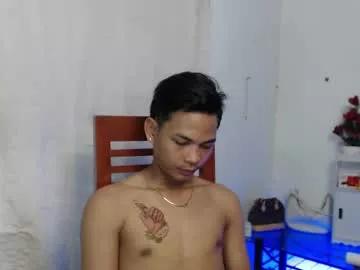 asianyummygian from Chaturbate