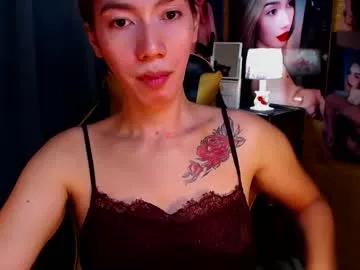 aurakharisma_xx from Chaturbate