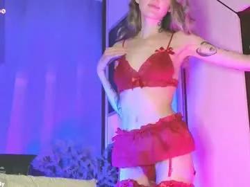 Entertain your itch for girls livestreamers with our collection of stunning models, skilled in the art of temptation and delight.