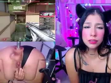 Entertain your itch for girls livestreamers with our collection of stunning models, skilled in the art of temptation and delight.