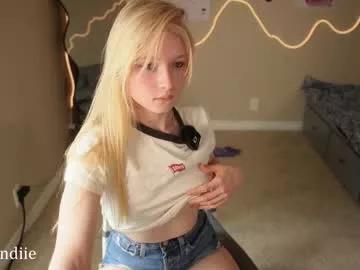 Photos of bestblondiiecb from Chaturbate is Freechat