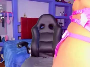 Entertain your itch for girls livestreamers with our collection of stunning models, skilled in the art of temptation and delight.