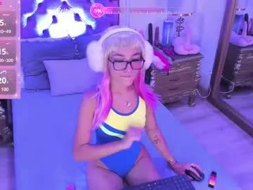 Entertain your itch for girls livestreamers with our collection of stunning models, skilled in the art of temptation and delight.