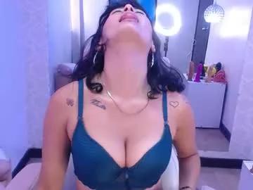 Entertain your itch for girls livestreamers with our collection of stunning models, skilled in the art of temptation and delight.