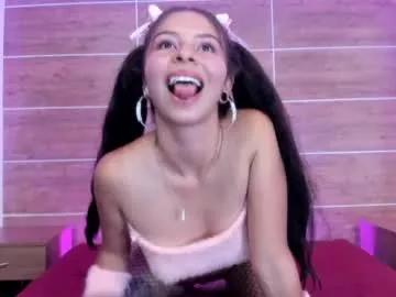 Entertain your itch for girls livestreamers with our collection of stunning models, skilled in the art of temptation and delight.