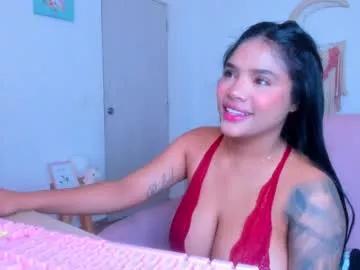 Entertain your itch for girls livestreamers with our collection of stunning models, skilled in the art of temptation and delight.