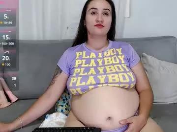 Entertain your itch for girls livestreamers with our collection of stunning models, skilled in the art of temptation and delight.