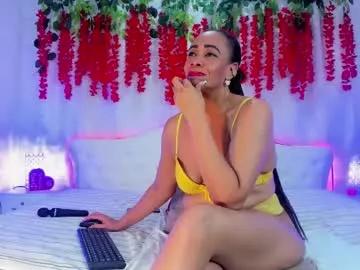 Entertain your itch for girls livestreamers with our collection of stunning models, skilled in the art of temptation and delight.