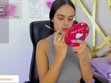 Entertain your itch for girls livestreamers with our collection of stunning models, skilled in the art of temptation and delight.