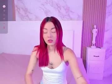 Entertain your itch for girls livestreamers with our collection of stunning models, skilled in the art of temptation and delight.