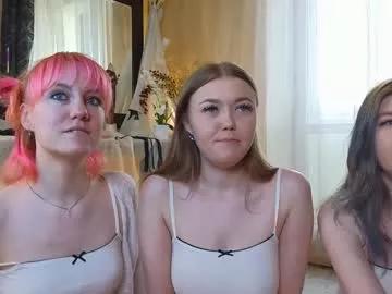 Entertain your itch for girls livestreamers with our collection of stunning models, skilled in the art of temptation and delight.