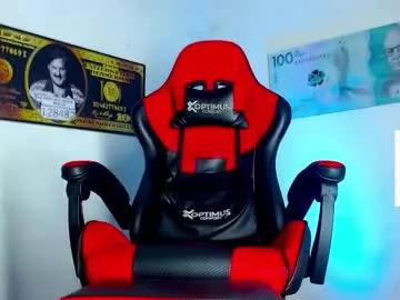 Entertain your itch for girls livestreamers with our collection of stunning models, skilled in the art of temptation and delight.