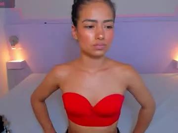 Entertain your itch for girls livestreamers with our collection of stunning models, skilled in the art of temptation and delight.