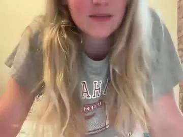 daphneflowersxoxo from Chaturbate is Freechat
