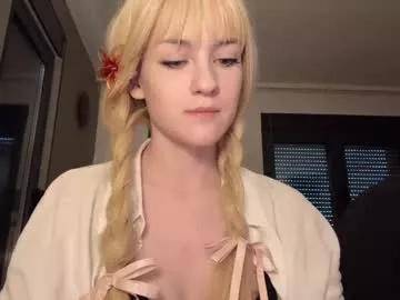 Entertain your itch for girls livestreamers with our collection of stunning models, skilled in the art of temptation and delight.