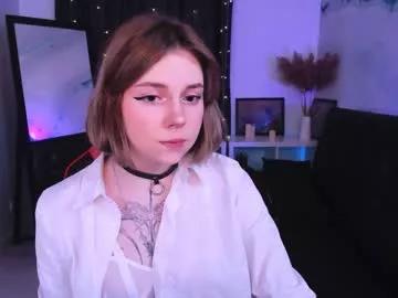 effy_xbaby from Chaturbate