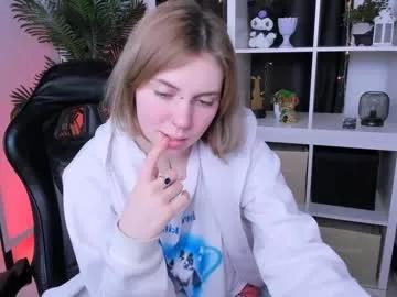 effy_xbaby from Chaturbate