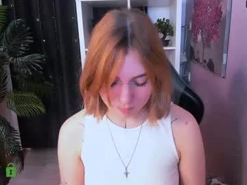 effy_xbaby from Chaturbate