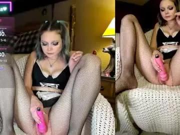 Entertain your itch for girls livestreamers with our collection of stunning models, skilled in the art of temptation and delight.