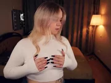 emelianae from Chaturbate is Freechat
