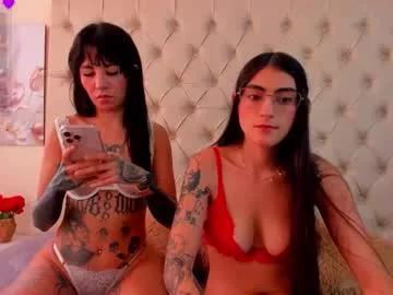 Entertain your itch for girls livestreamers with our collection of stunning models, skilled in the art of temptation and delight.