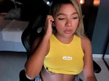 Entertain your itch for girls livestreamers with our collection of stunning models, skilled in the art of temptation and delight.