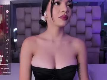 Entertain your itch for girls livestreamers with our collection of stunning models, skilled in the art of temptation and delight.