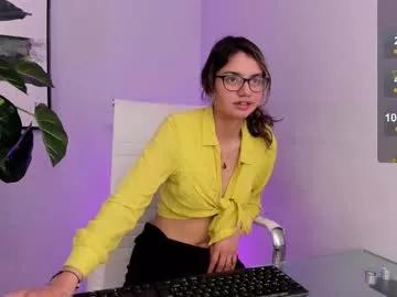 Entertain your itch for girls livestreamers with our collection of stunning models, skilled in the art of temptation and delight.