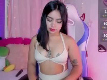 Entertain your itch for girls livestreamers with our collection of stunning models, skilled in the art of temptation and delight.