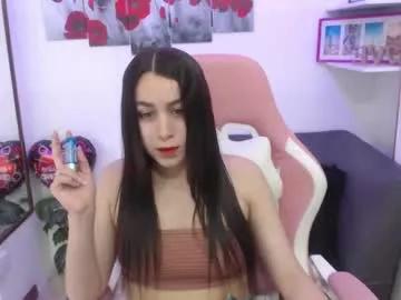 Entertain your itch for girls livestreamers with our collection of stunning models, skilled in the art of temptation and delight.