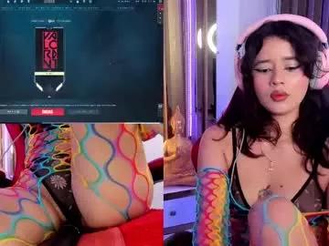 Entertain your itch for girls livestreamers with our collection of stunning models, skilled in the art of temptation and delight.