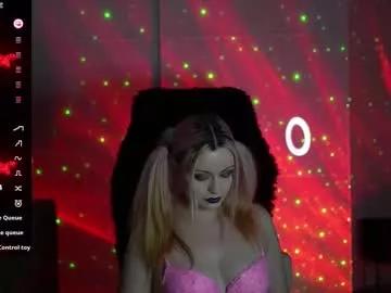 Entertain your itch for girls livestreamers with our collection of stunning models, skilled in the art of temptation and delight.
