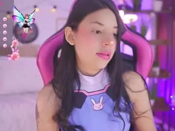 Entertain your itch for girls livestreamers with our collection of stunning models, skilled in the art of temptation and delight.