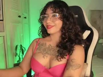 Entertain your itch for girls livestreamers with our collection of stunning models, skilled in the art of temptation and delight.