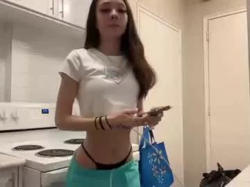highoff_nina from Chaturbate