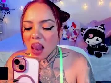 Entertain your itch for girls livestreamers with our collection of stunning models, skilled in the art of temptation and delight.