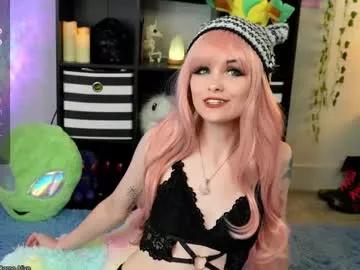 Entertain your itch for girls livestreamers with our collection of stunning models, skilled in the art of temptation and delight.